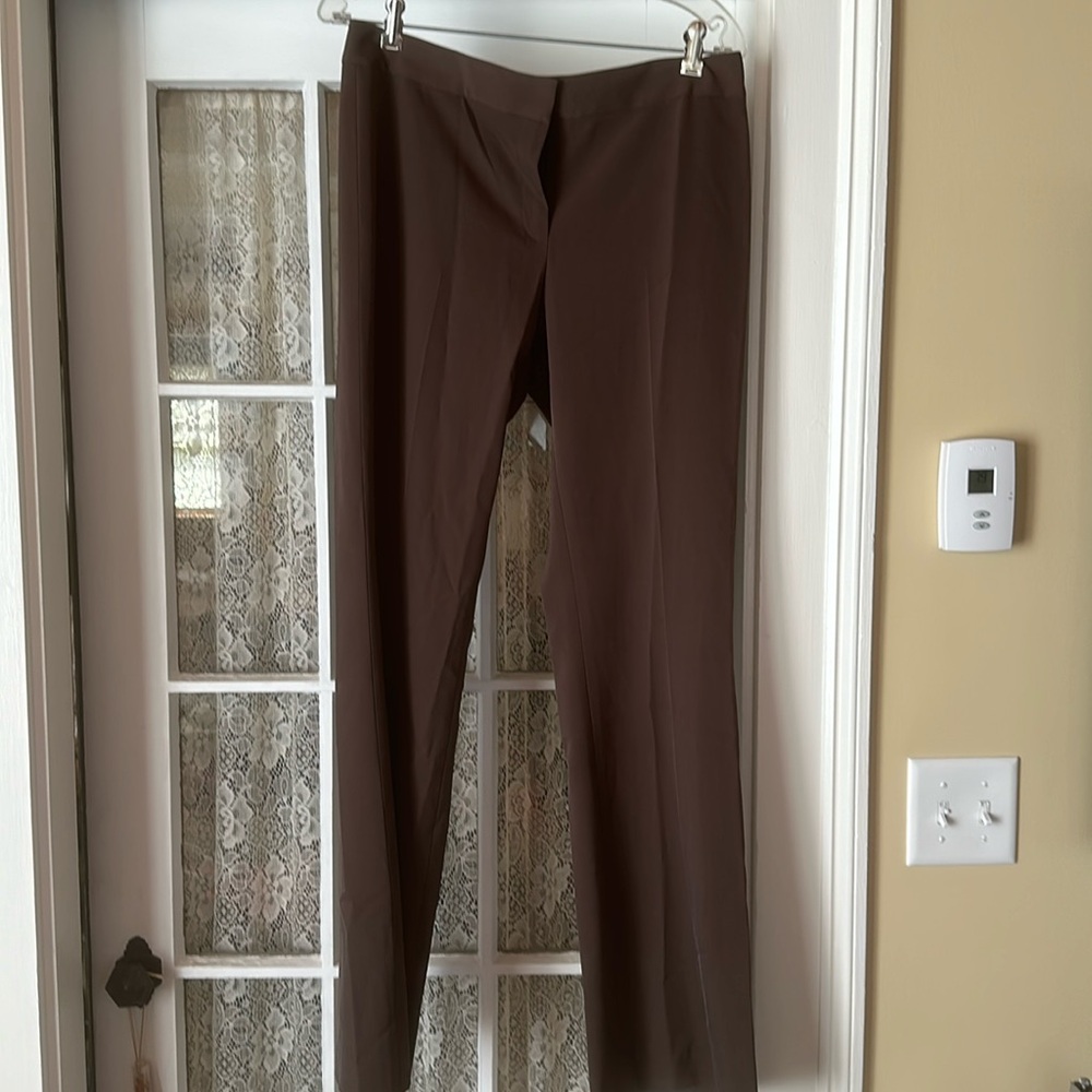 Tahari brown pants. Size 8